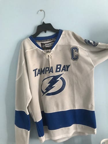 Steven Stamkos Tampa Bay Lighting Jersey Large