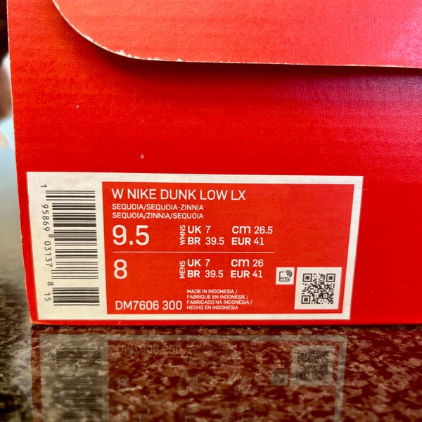 Nike Dunk Low Avocado Size W9.5 ------------------I LOVE THESE