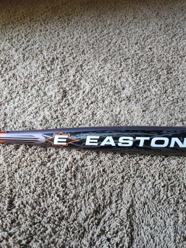 Easton BBCOR Alloy Typhoon Bat certified (-3) 29 oz 32". Great bat for player transferring to BBCOR.