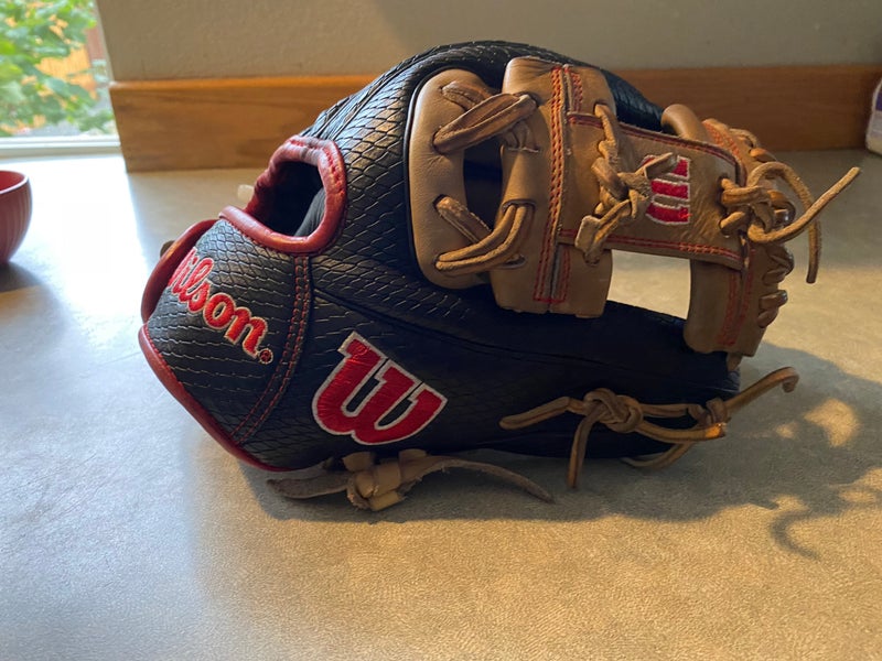 Wilson A2000 PF88 Pedroia Fit 11.25" Infield Baseball Glove