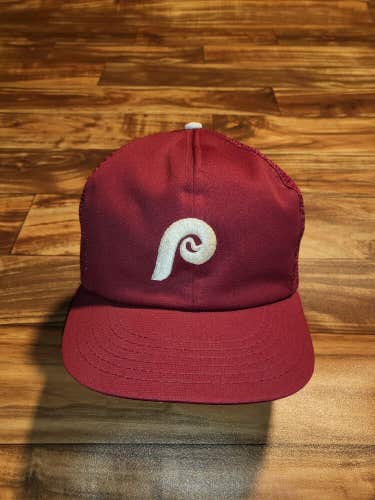 Vintage Philadelphia Phillies MLB Sports Plain Logo Mesh Trucker Hat Snapback