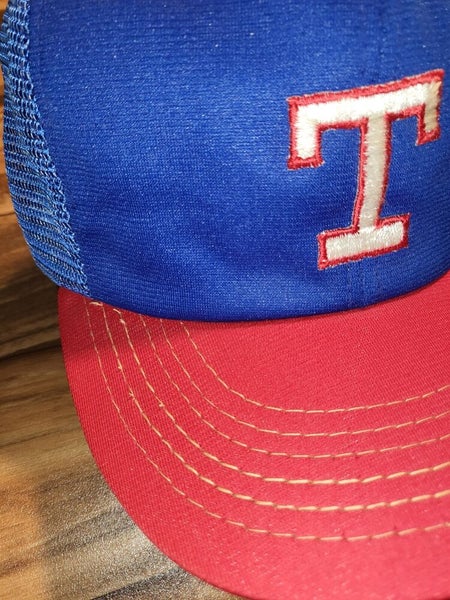 Vintage Texas Rangers MLB Baseball Plain Logo Mesh Trucker Sports Hat Snapback
