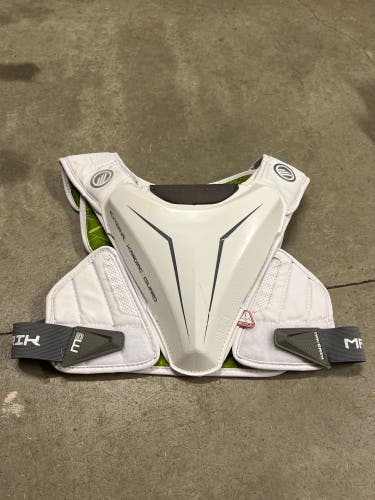 Used Medium Maverik M5 Shoulder Pads
