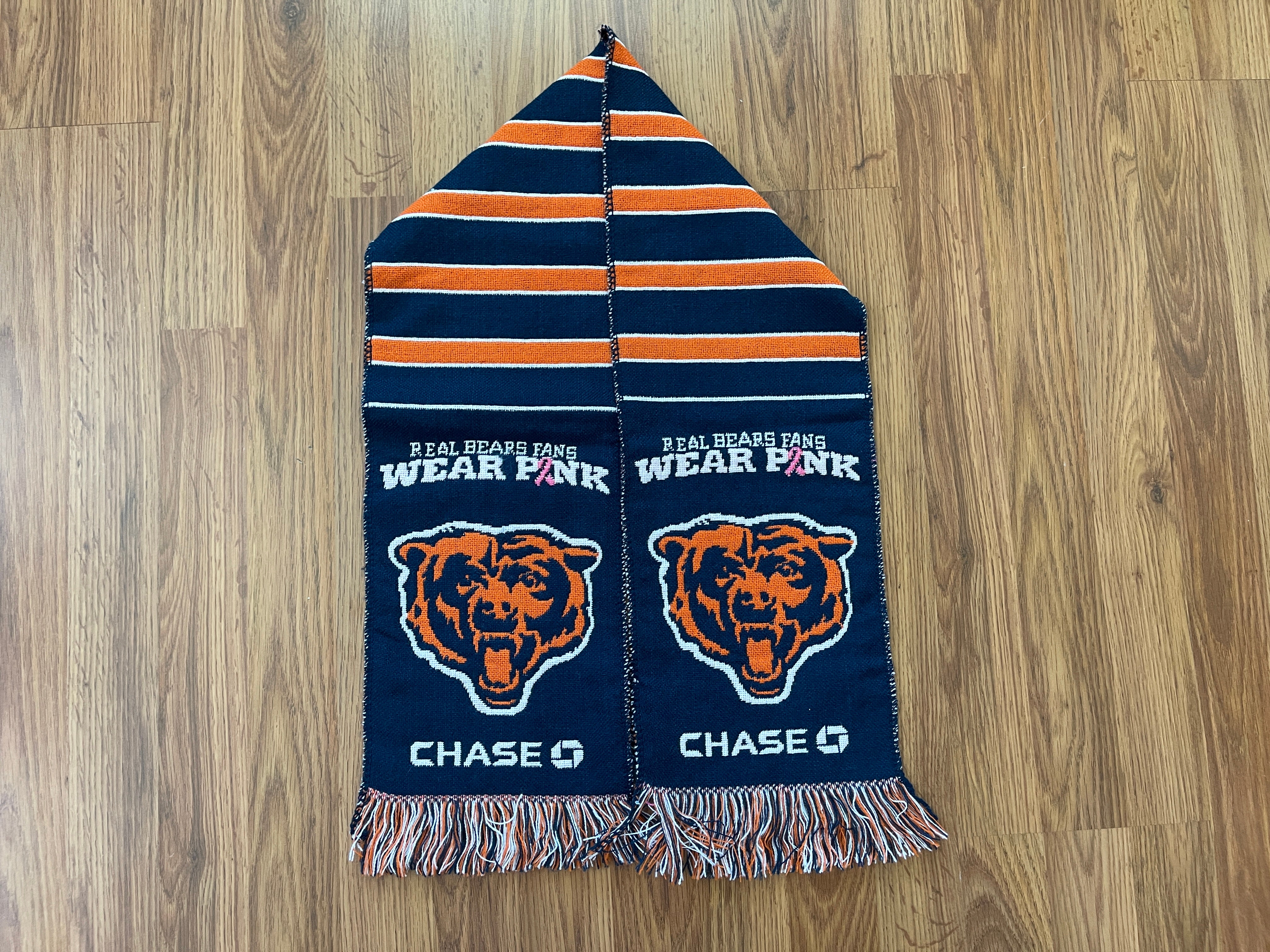 REAL BEARS FANS WEAR PINK CHICAGO BEARS WOVEN WINTER SCARF NIP