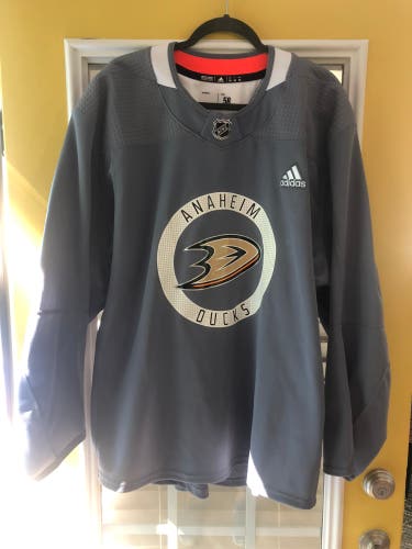 Anaheim Ducks Team Issue Practice Jersey Gray Size 58