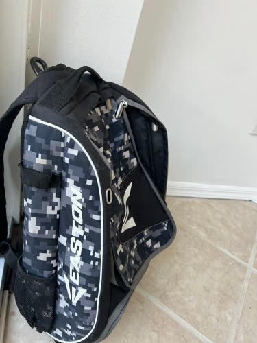 Used Easton Bat Pack