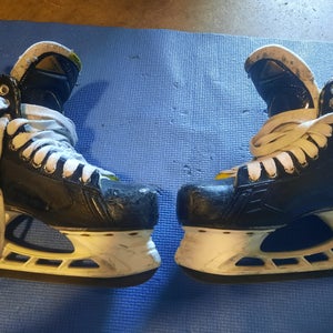 Used Bauer Supreme Comp Hockey Skates Extra Wide Width Size 6.5