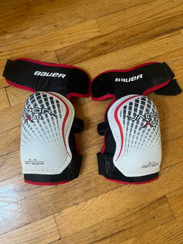 Used Medium Bauer  Vapor X20 Elbow Pads