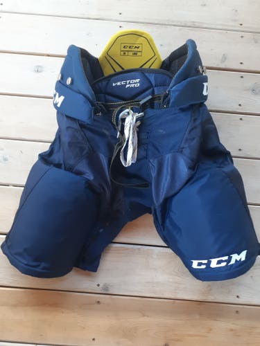 Senior Used Large CCM Vector Hockey Pants