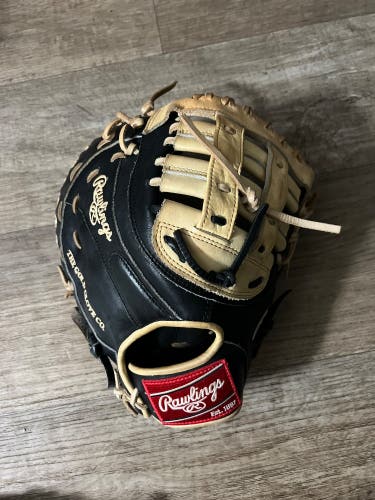 Used Right Hand Throw 12.5" Heart of the Hide Baseball R2G Glove