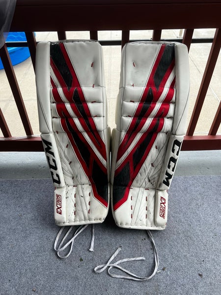 Used 34" plus 1.5 CCM Extreme Flex 4 Goalie Full Set Please see desc for leg pad size