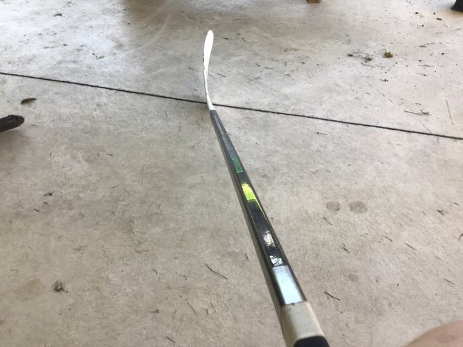 Intermediate Used Left Hand CCM Ribcor Trigger 5 Pro Hockey Stick P28