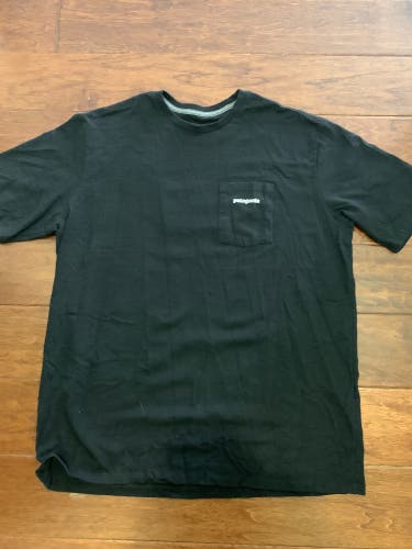Pantagonia Black Used Large  Shirt