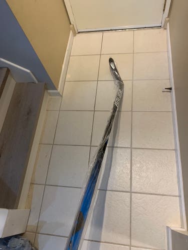 Senior Left Hand P28 Pro Stock Team Nexus Hockey Stick