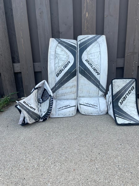 31" Bauer Vapor X900 Goalie Leg Pads