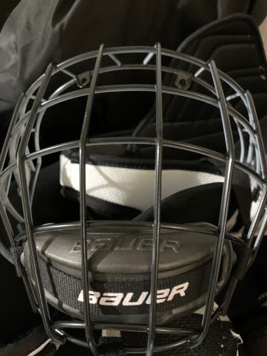 New BAUER PROFILE II FACEMASK
