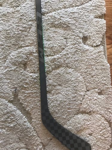 Intermediate Left Hand P29 RibCor Trigger 6 Pro Hockey Stick