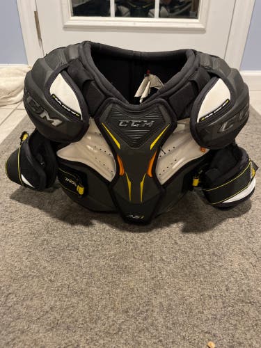 CCM AS1 Player Chest (SR small)