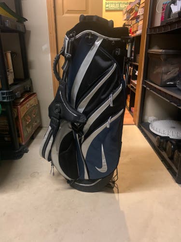 Nike blue stand golf bag