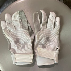 New Medium Under Armour Batting Gloves