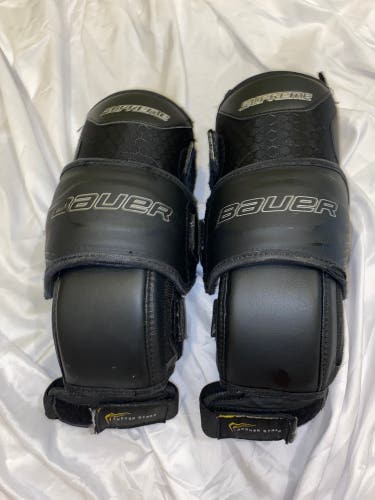 Bauer supreme goalie knee pads