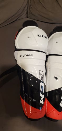 New CCM Jetspeed FT485 Shin Pads