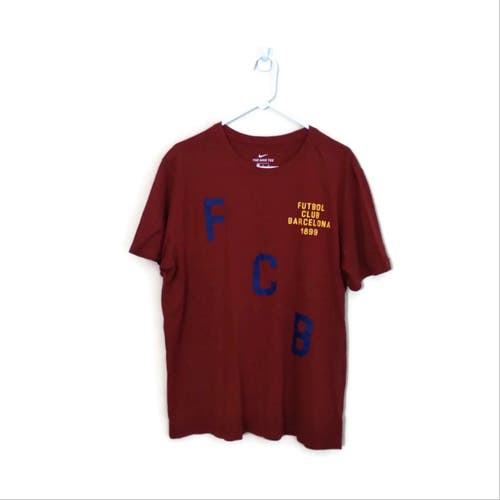 Nike Tee Barcelona Futbol Soccer Athletic Cut T-Shirt XL