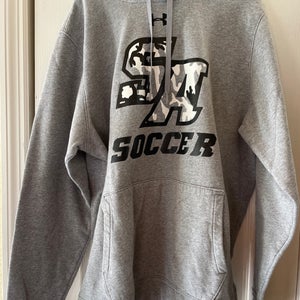 Saint Anthony’s Under Armour soccer sweatshirt size large