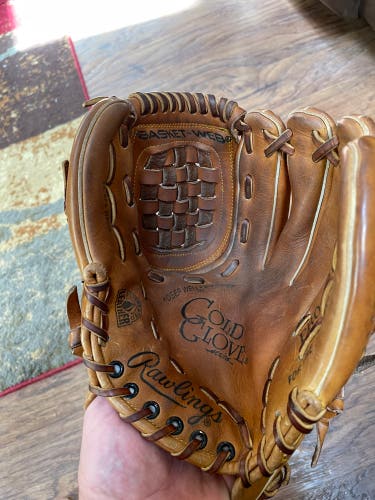 Infield 11.75" Gold Glove Baseball Glove