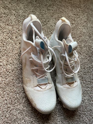 Gray Adult Used Men's Size 12 (Women's 13) Molded Cleats New Balance Mid Top Freeze