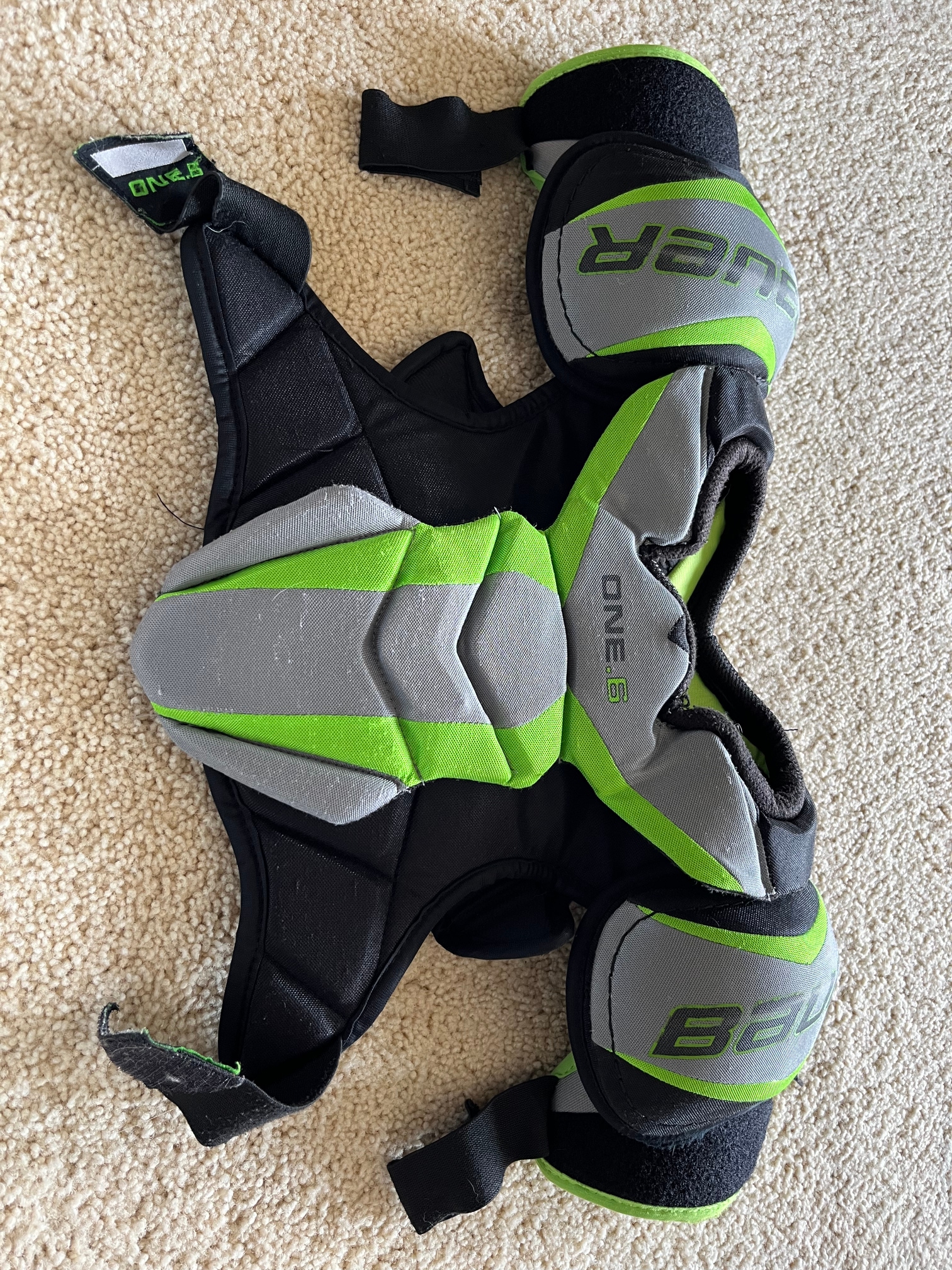 Used Junior Small Bauer Supreme One.6 Shoulder Pads