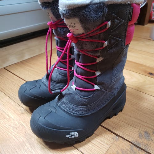 Pink Youth Used Women's The North Face Boots