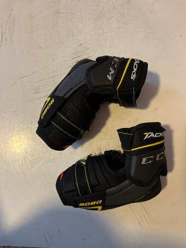 CCM Tacks 9080 Elbow Pads - Used - Sr. Small