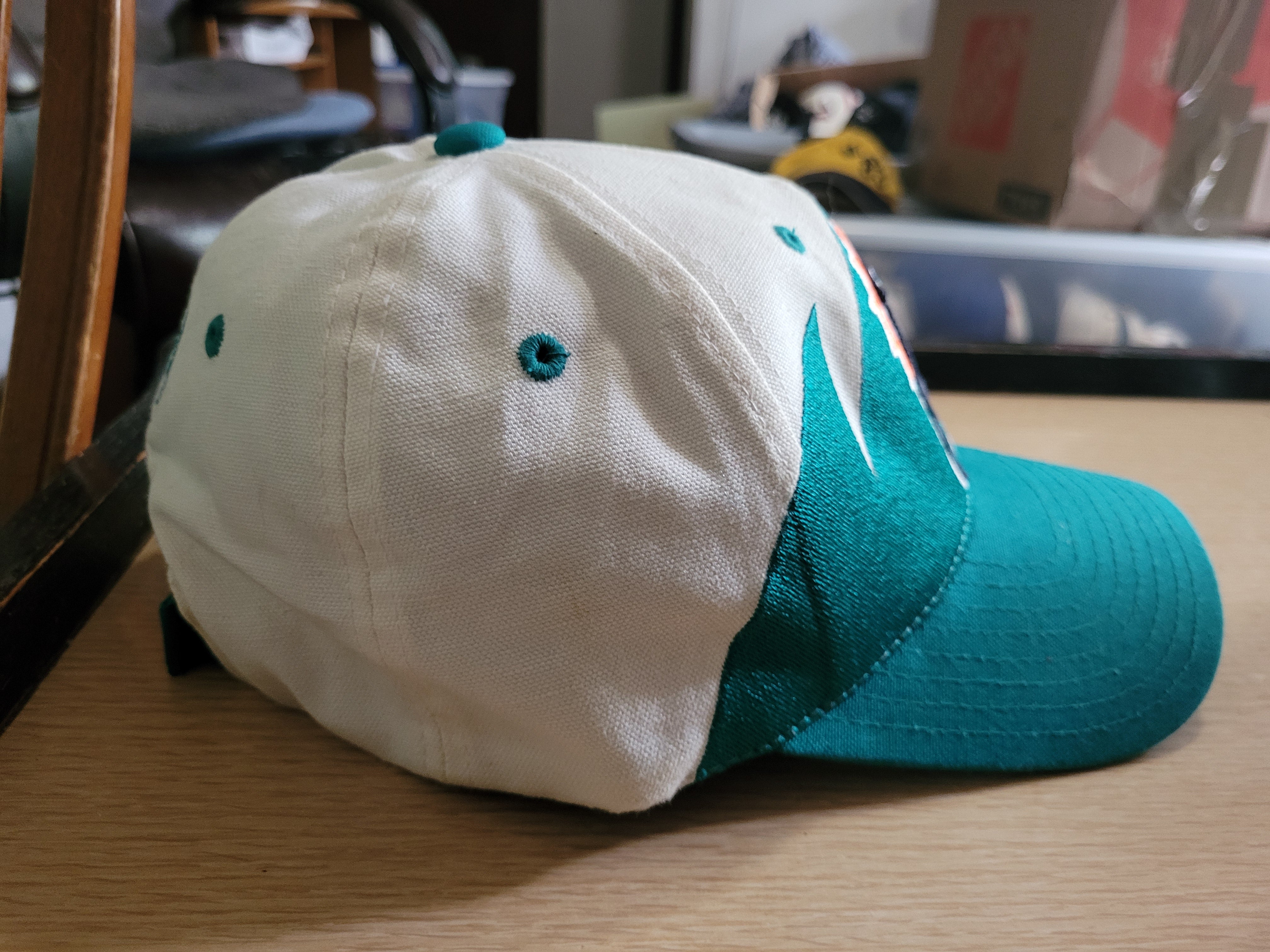 Vintage Reebok Miami Dolphins Fitted Hat Size 7 - Depop