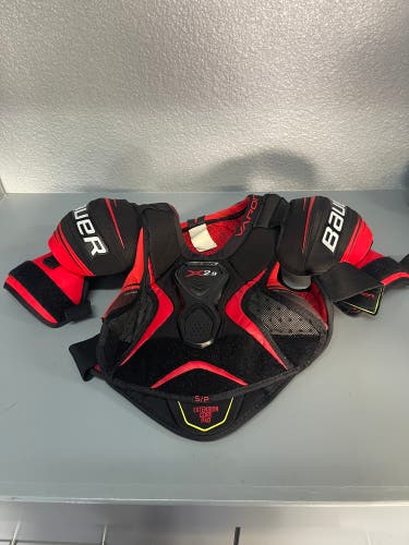 Used  Bauer Vapor X2.9 Chest Protector