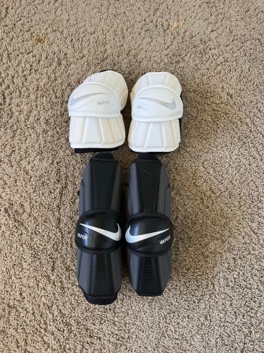 Large Nike Vapor 2.0 elbow pads