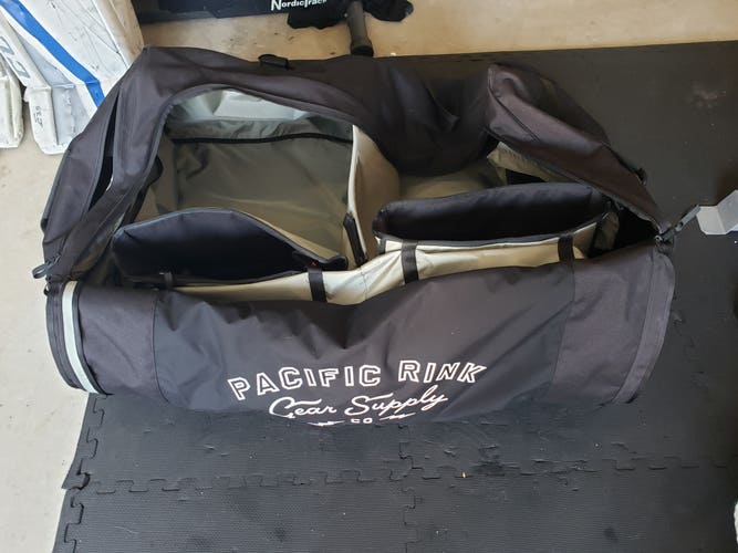 Pacific Rink Goalie Bag - Black, used & in great shape!