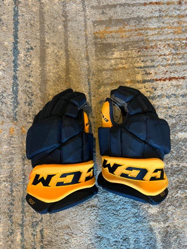 Roman Josi CCM Jetspeed FT1 Gloves 14"