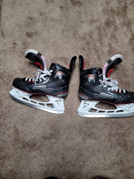 Senior Used Bauer Vapor X500 Hockey Skates Extra Wide Width Size 7.5