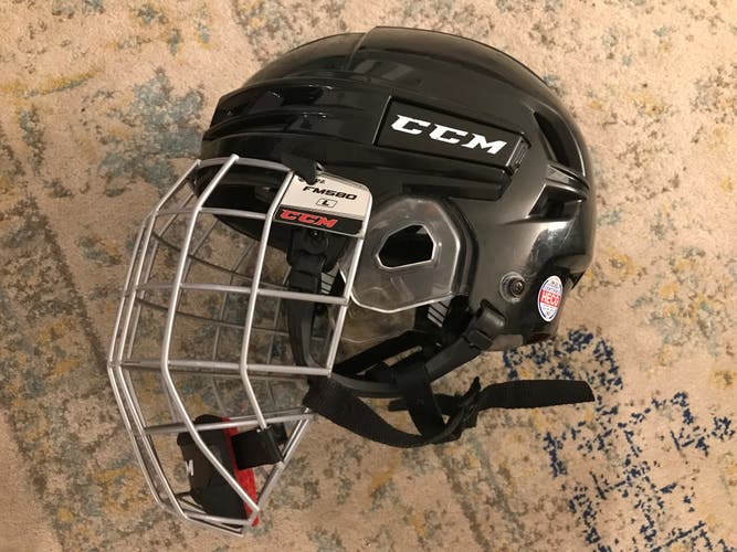 Used Medium CCM Tacks 910 Helmet w/CCM cage