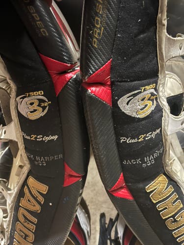 32" Vaughn Velocity V3 Goalie Leg Pads