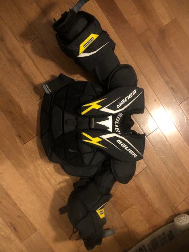 Used Small Bauer Performance Goalie Chest Protector