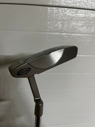 Yes! Callie-12 putter