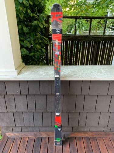 Factory New FIS M SL Skis