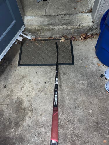 Used Right Handed P92M Pro Stock Nexus Geo Hockey Stick