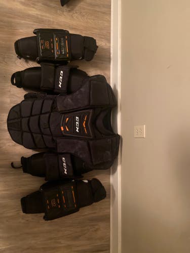 *rare* CCM AB18 goalie chest protector + Extra Premier Pro Arms With D3O