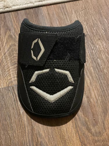 Black EvoShield Pro Srz Elbow Guard