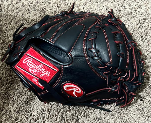 Catcher's 32" R9 Baseball Glove