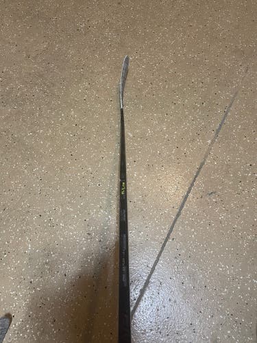 Left Hand P92 Vapor FlyLite Hockey Stick