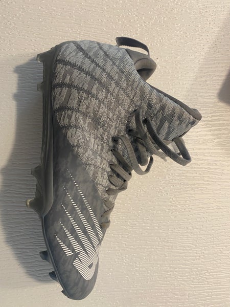 Gray Unisex Molded Cleats High Top Burn X Mid